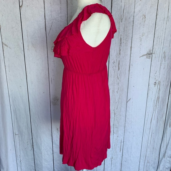 ๐ Host Pick ๐ Womenโs Daytrip One-Shoulder Dress - Picture 3 of 7